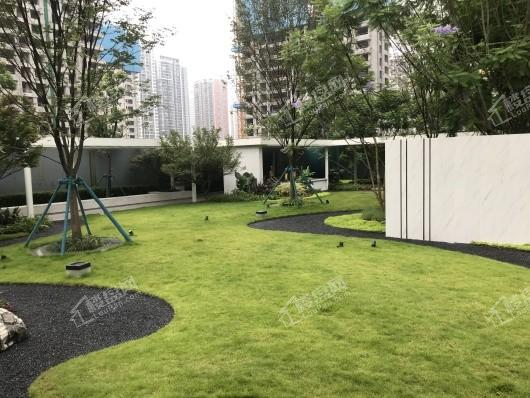 探索重庆凯德九章:城市绿洲中的现代生活