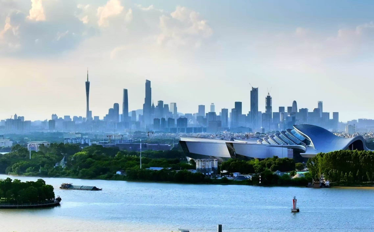 推窗即见广州塔！“万系”杀回广州新中轴，中海广府萬宸是海珠改善的终极答案？