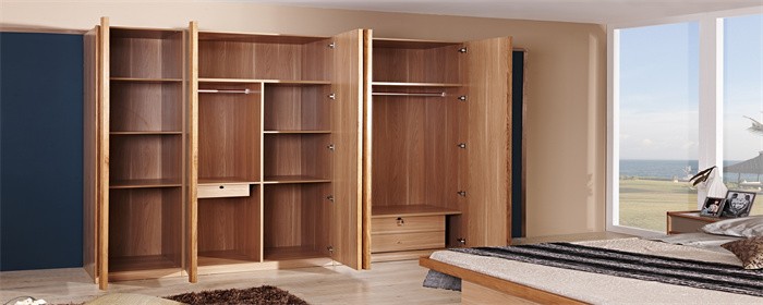 小户型嵌入式衣柜该怎么设计更省地