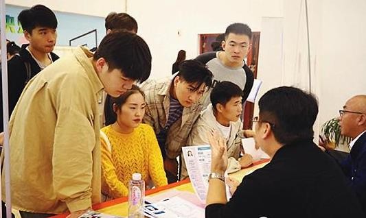 十五条新政！汉中市鼓励和吸引高校毕业生就业创业 最高可以领15万元