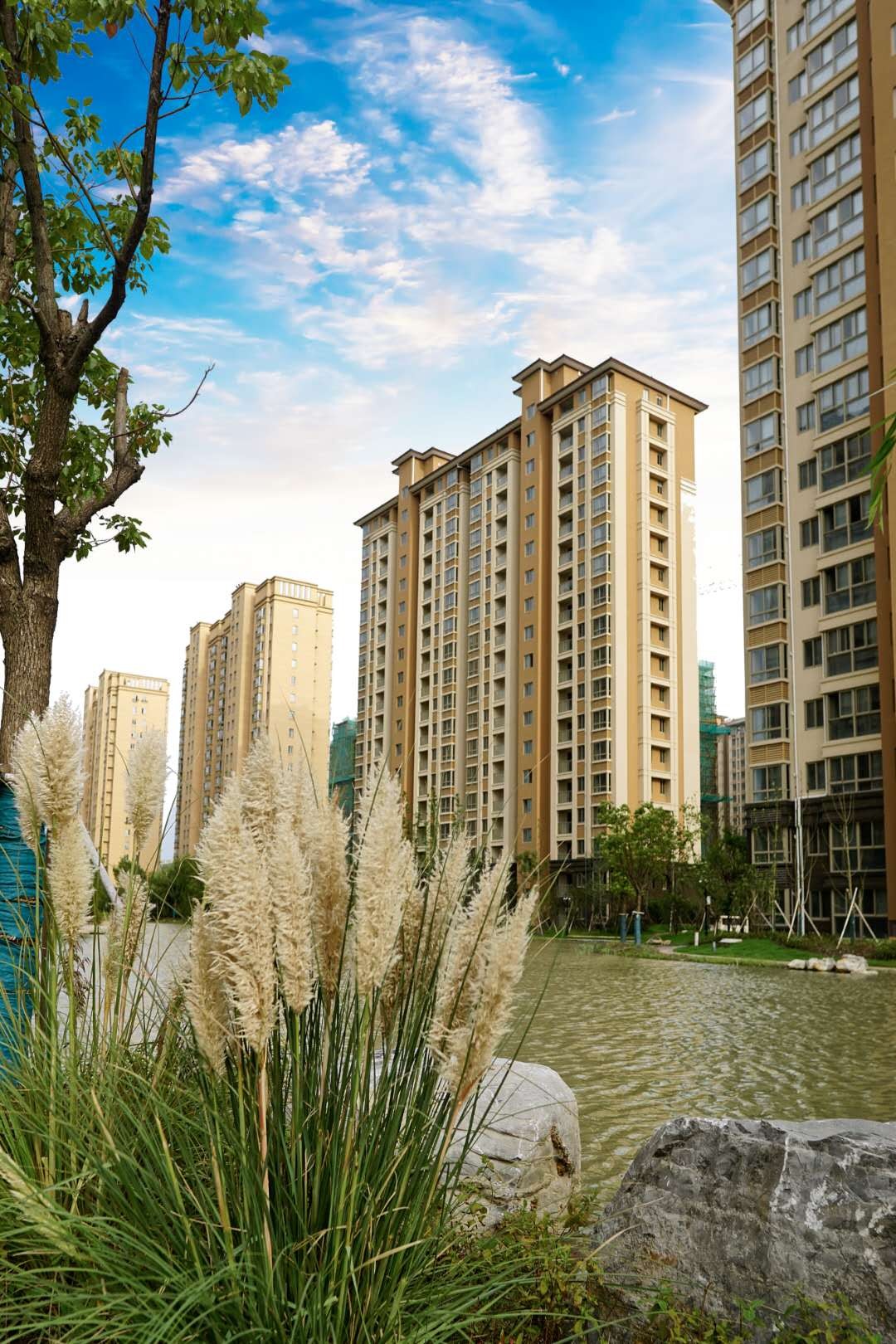 共计378套备案均价17037元㎡泰州翰林府新出备案价