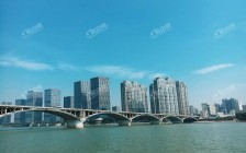 宁波海曙区出让一宗宅地，经过108轮竞价之后由建发31.89亿元竞得