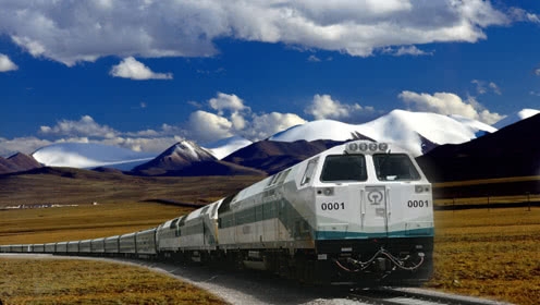 新疆2021年铁路货运量破3000万吨记录