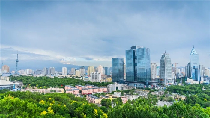 2021中国百强城市出炉，乌鲁木齐上榜！具体排名···