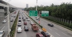 武汉三环线不堪重负 市民盼早日实现“客货分离”！
