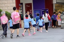 厦门2023年学位预警，这些学校要提前一年落户，不收集体户！两一致升级三一致！