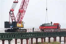 滨海大道一期工程开始钢便桥搭建！