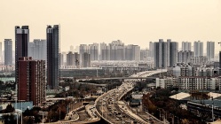 新年首拍收金54亿 建业回归土地市场与郑州楼市冷暖