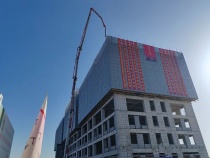 呼和浩特新机场驻场单位综合楼主体结构封顶