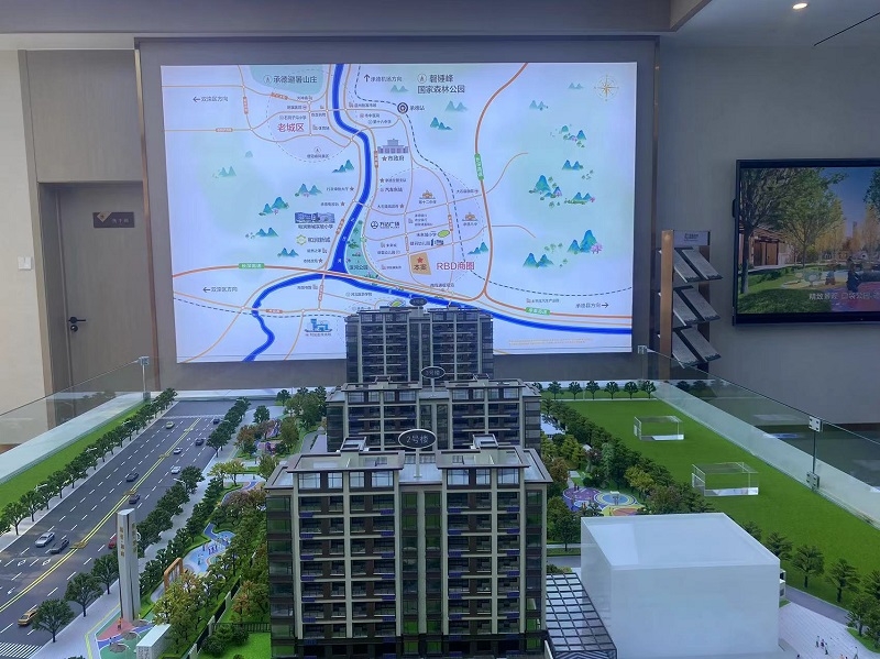 开发区平地电梯洋房零公摊的房子，紧邻万达