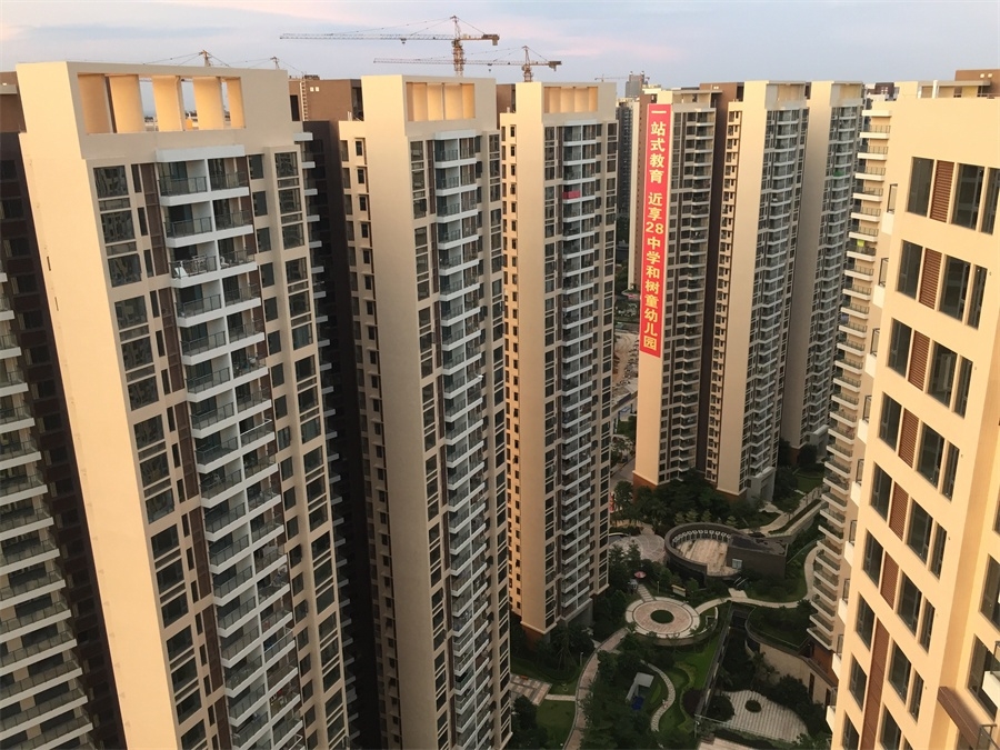 呈信铂晶湾好吗？开发商实力行不行？几十年的产权？