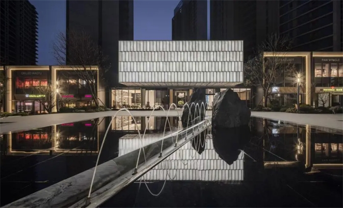 城芯贵脉+顶奢配套！武汉融创光谷壹号院定义居新高度！