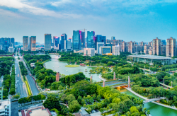 千亿镇街竞速开启：桂城率先撞线，下一个会是谁？