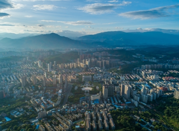 “新湘十条”深度观察：为湖南楼市注入“强心剂”，三四线城市迎来结构性机遇