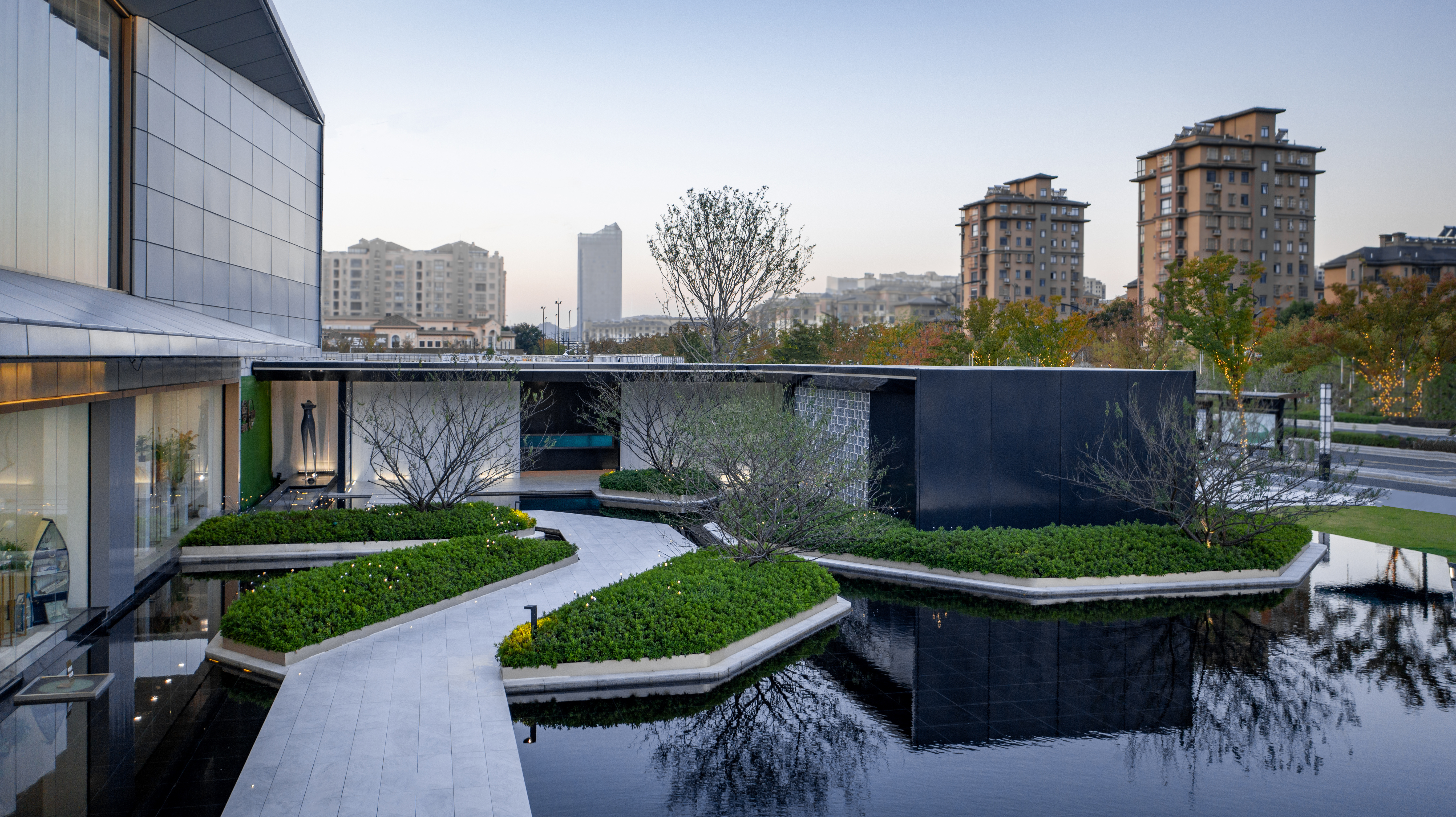 中铁建·花语湖畔 实景图