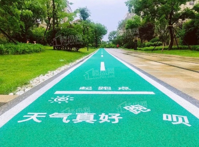 安丘市良心盘华夏天元、宏帆广场哪个值得看?