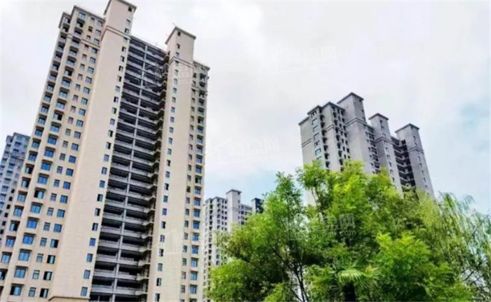 2026年新沂市选新房心怡小镇、仁泽鑫城配套完备吗?