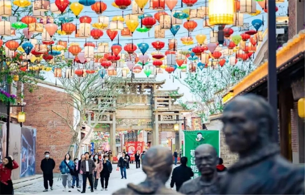 东百利桥古街效果图