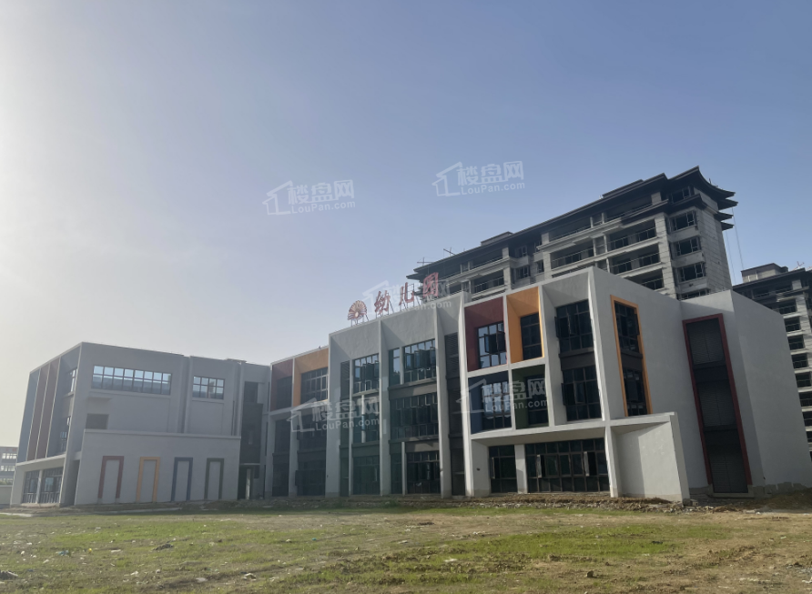 京茂华府二期住宅房户型怎么样？容积率高不高？