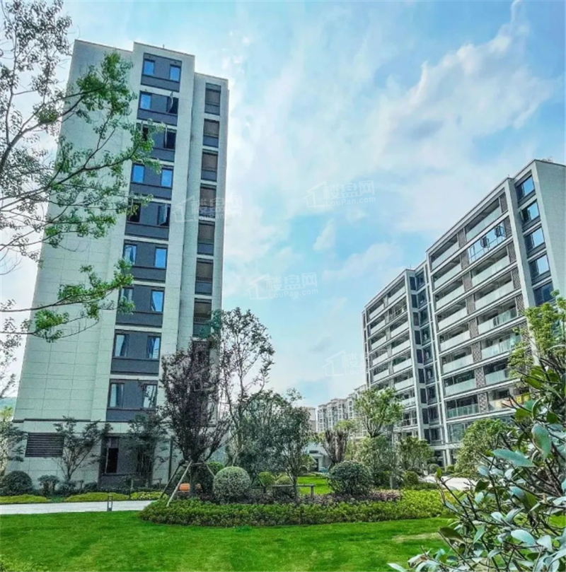 速看！岳阳选房临湘桂语江南、恒耘里中央首府配套完备吗?