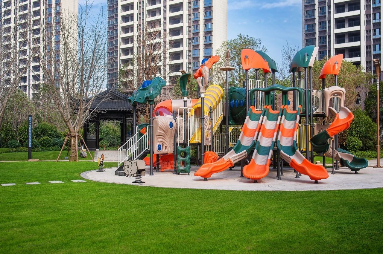 万达广场 · 泰达城实景图