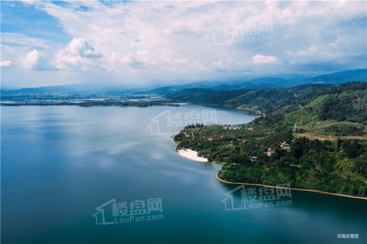 中国邛海17度国际旅游度假区邛海