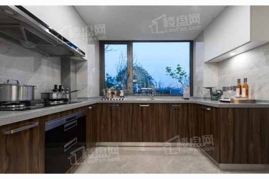 望潮府B户型建面约108㎡