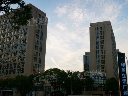 浦发东悦城周边商场