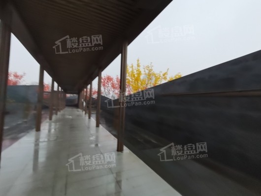 万科翡翠观澜售楼处连廊