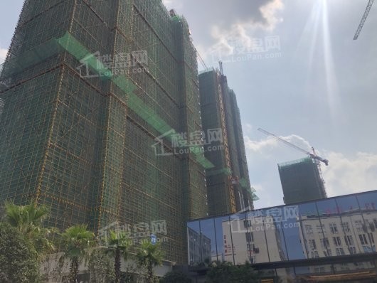 中天·江南公馆在建工地