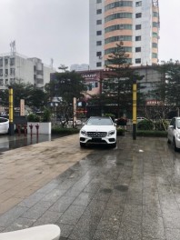 唐商·前海双悦地面停车场
