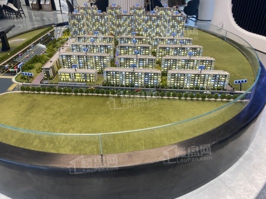 世茂云图实景图