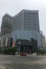 鹰潭大厦是由上海均和集团打造