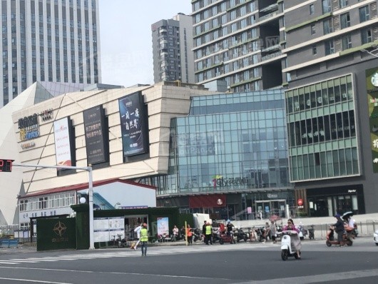 华发华润置地万象天地