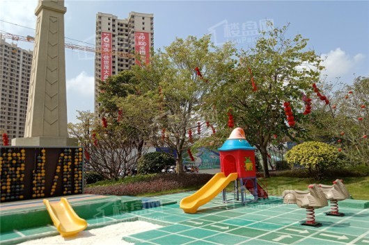 世茂锦城儿童乐园