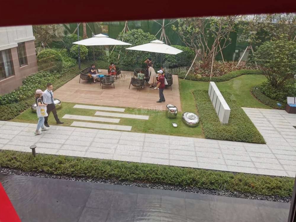 金湾宝龙城售楼处实景