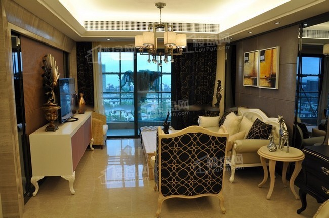 海南雅居乐清水湾样板间