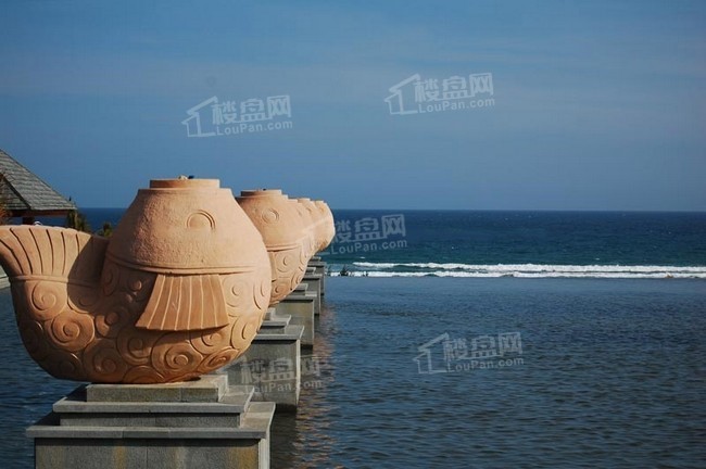 海南雅居乐清水湾配套图