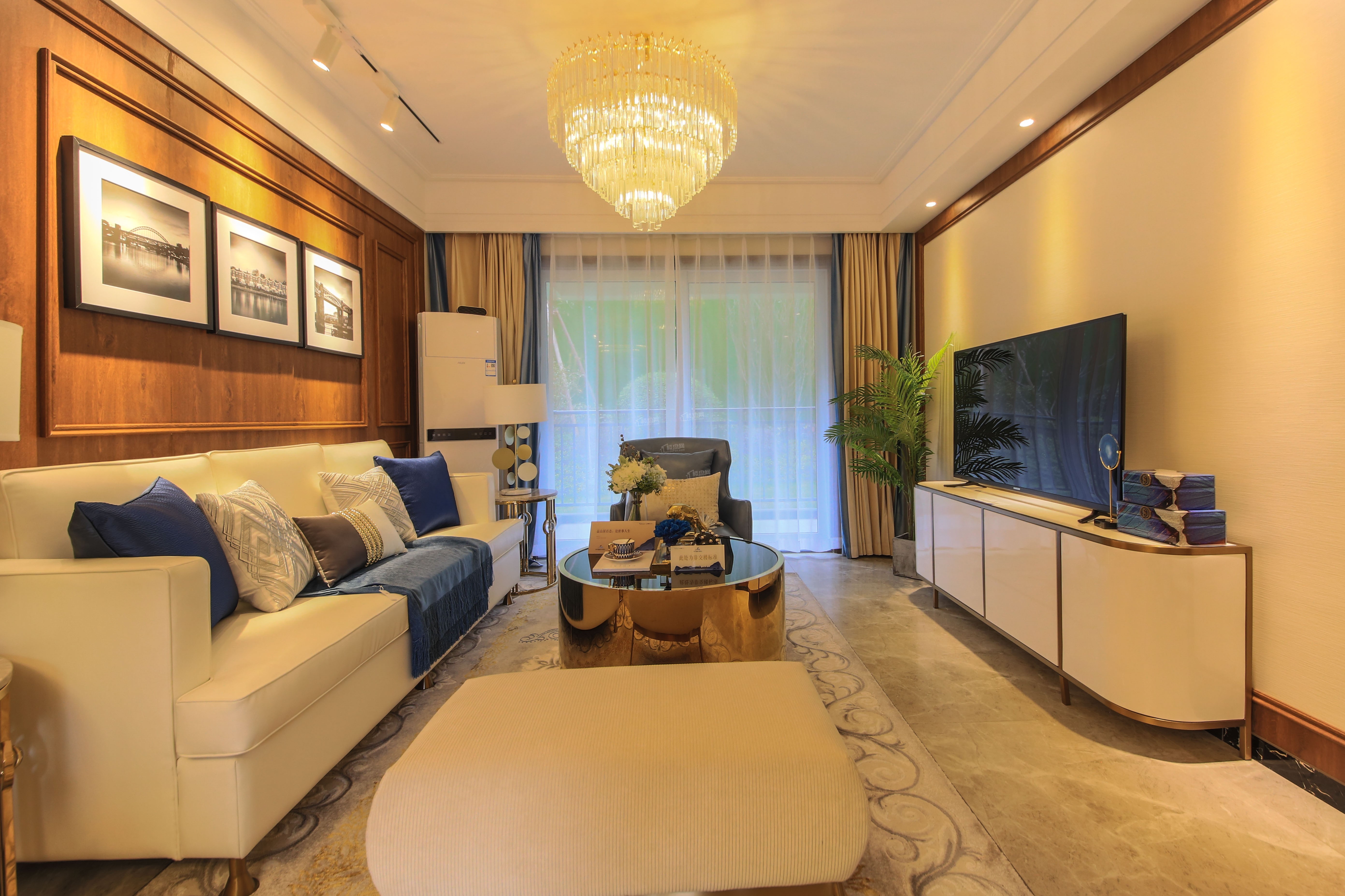 保利嘉福领秀山样板房