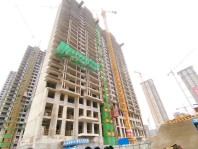 建业龙城府4月底工程进度11# 主体施工已完成，二次结构施工至25层