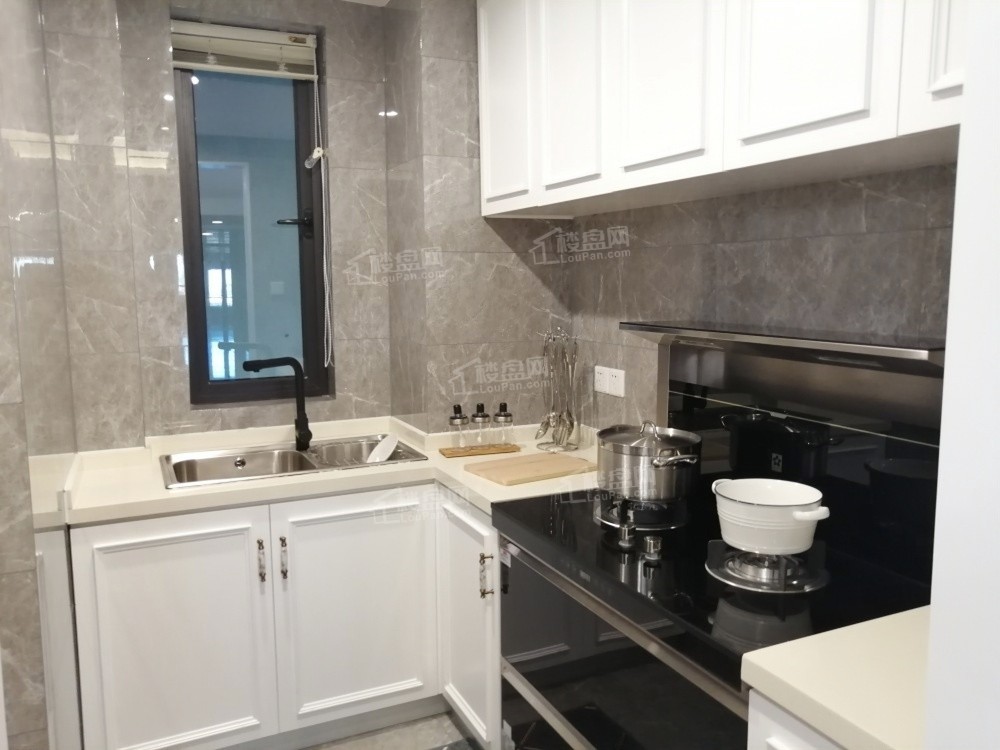 水晶榕著样板间