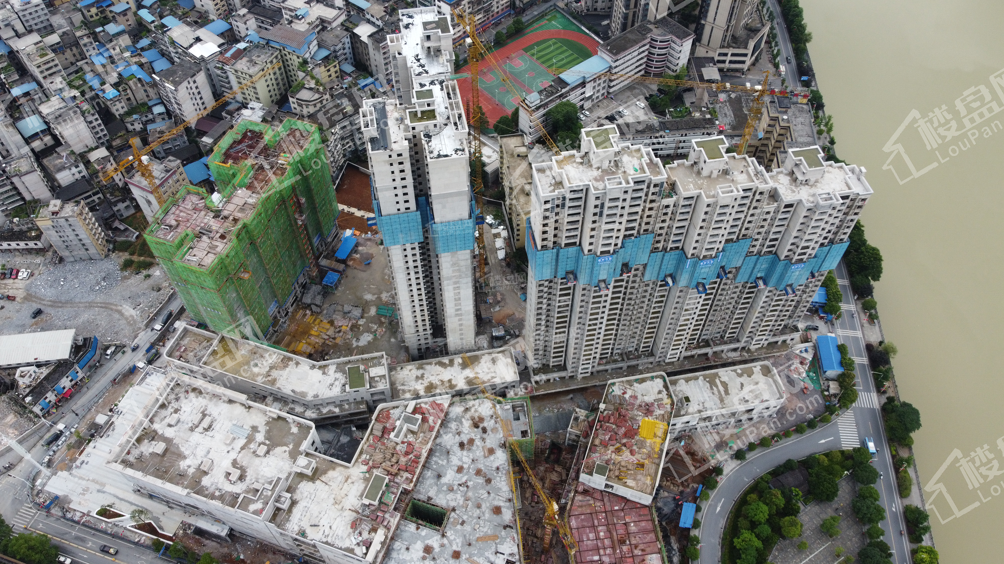 廊桥天街实景图