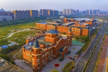 东湖湾王府学校