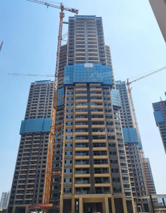 龙光玖誉城珺城13#楼主体结构全部完成（摄于2021-6）