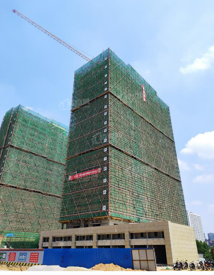 龙光玖誉城48#楼建设至19层（摄于2021-6）