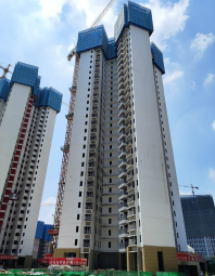 龙光玖誉城锦城57#楼正在落架（摄于2021-6）
