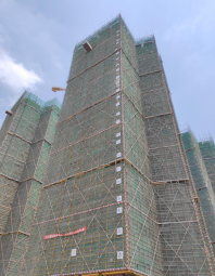 龙光玖誉城嘉城71#楼已建设至30层（摄于2021-6）