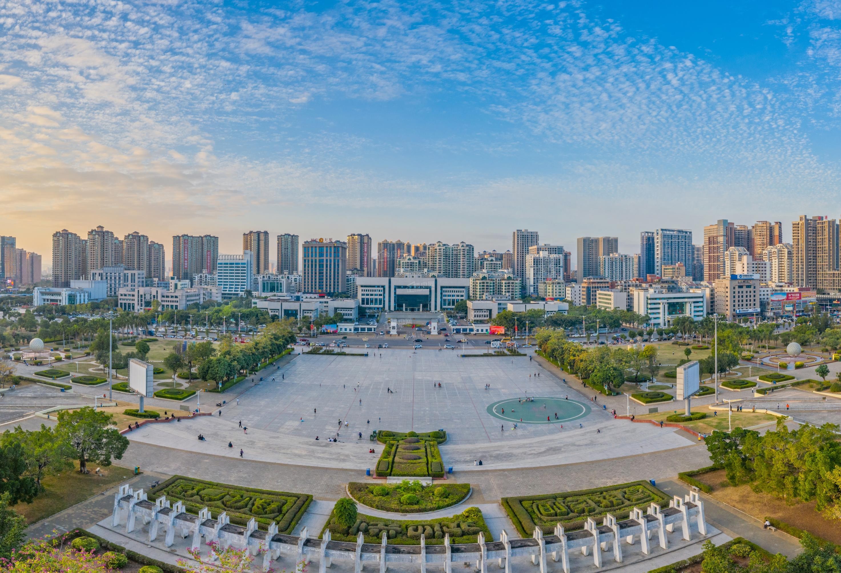 惠阳区人民政府及市政广场