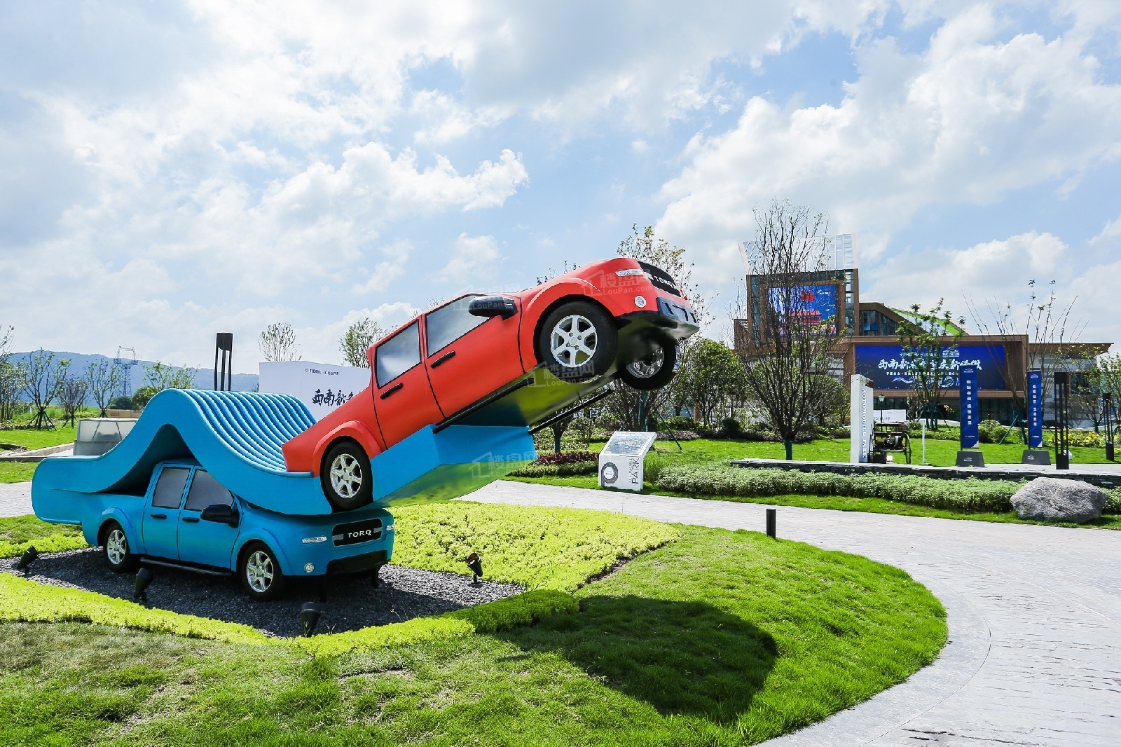 重庆汽车公园:沙坪坝区13500元/㎡起,f3赛道旁的高品质洋房,开启人车