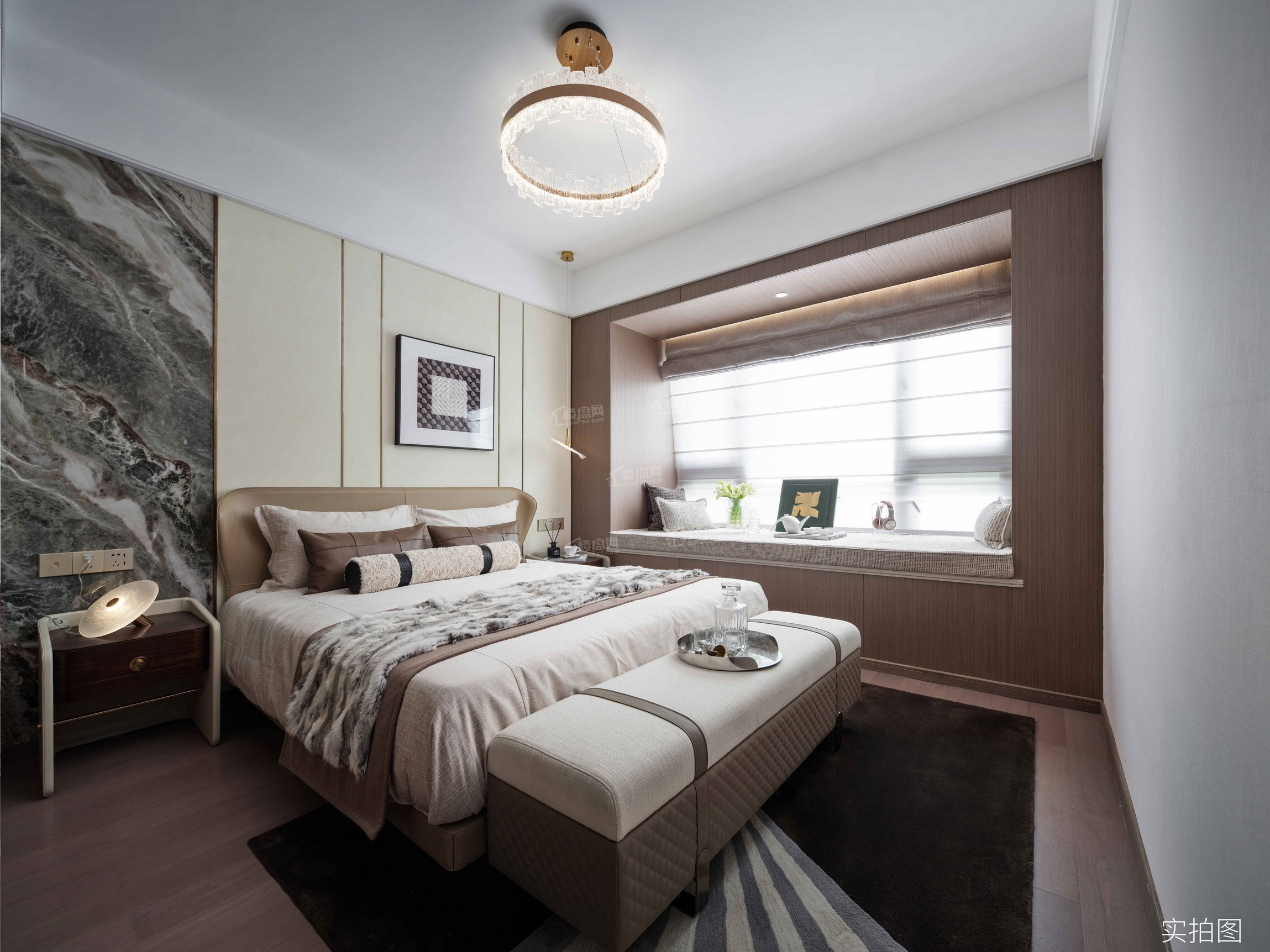 招商渝天府样板间